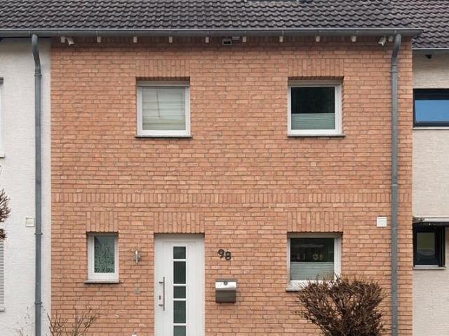 Haus kaufen in Warth, Hennef