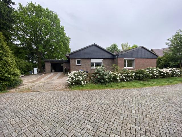 Bungalow kaufen in Jeddeloh I, Edewecht