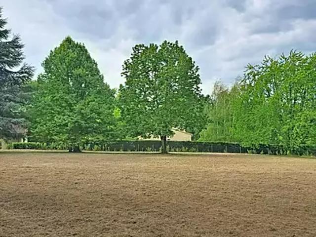 Terrain vente à Notre-Dame-de-Sanilhac, Sanilhac