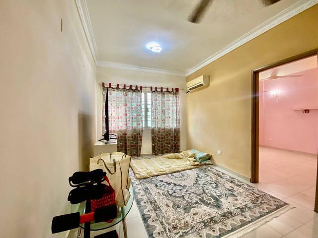 Apartment for sale in Kajang, Langat