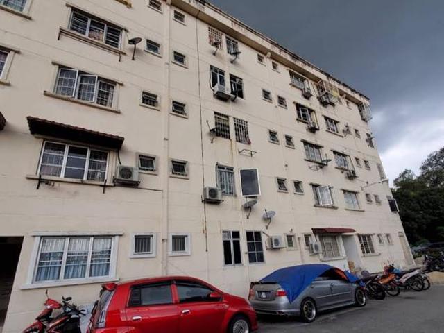 Apartment for sale in Kajang, Langat