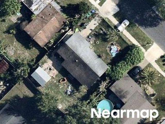 House for sale in University, Florida