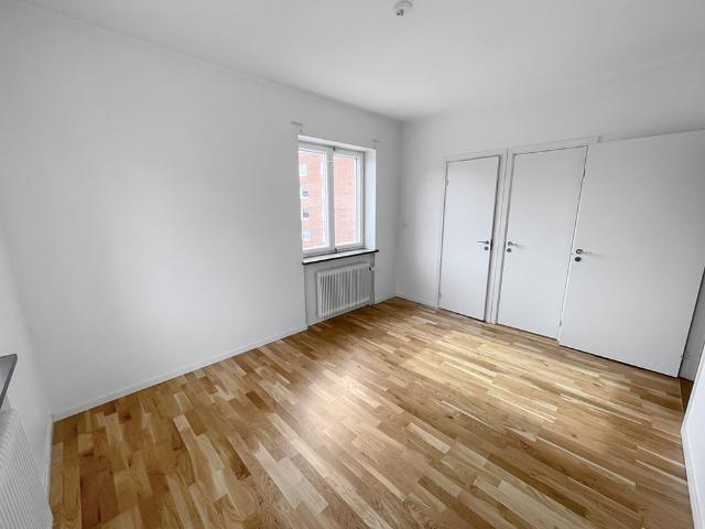 Lägenhet hyra i Östanås, Köping
