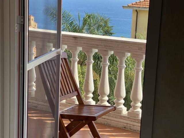 Appartamento in affitto a Ospedaletti, Liguria