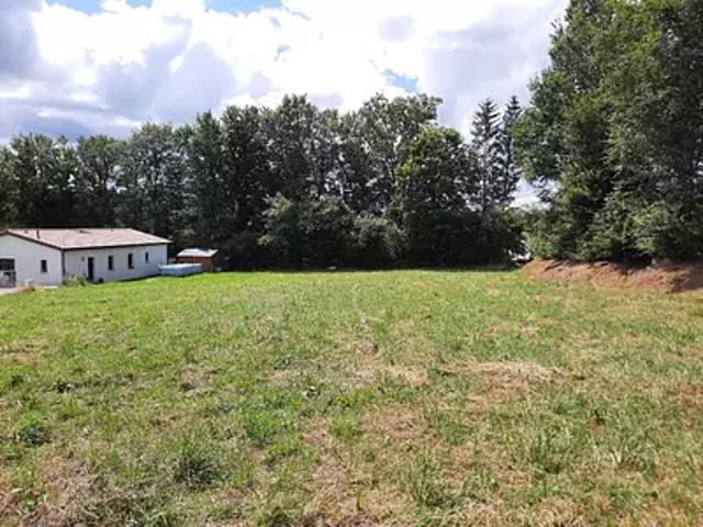 Terrain vente à Aurillac, Sansac-de-marmiesse