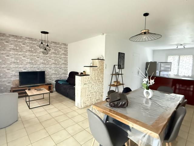 Maison vente à Niort, Sansais