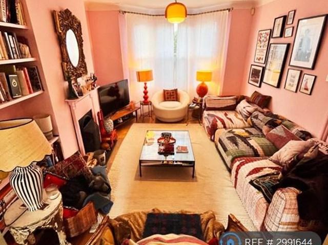 House for rent in Camberwell, Greater London
