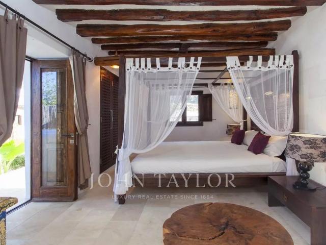 Casa en alquiler en Santa Eulalia Del Río, Sant Carles de Peralta Casa en alquiler en Santa Eulalia Del Río, Sant Carles de Peralta