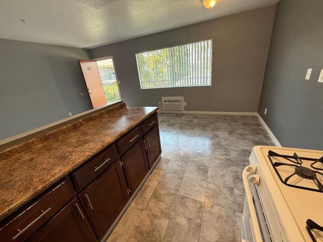 Apartment for rent in Santa Ana, California