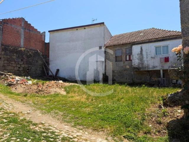 Terreno venda em Couto Do Mosteiro, Viseu