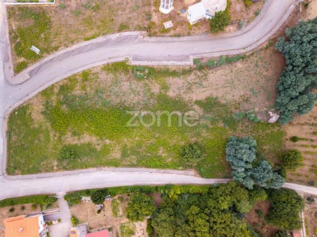 Terreno venda em Couto Do Mosteiro, Viseu