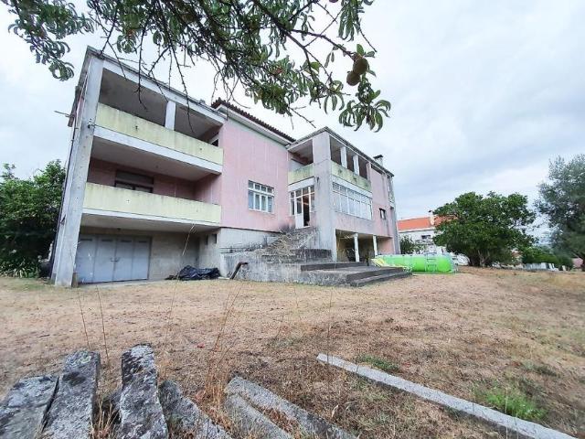 Terreno venda em Couto Do Mosteiro, Viseu