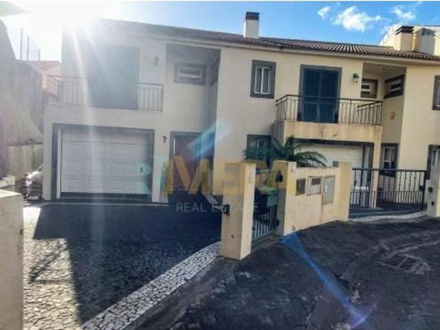 Casa venda em Santa Cruz
