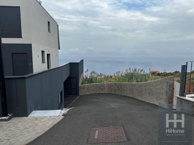 Garagem venda em Santa Cruz, Ilha Da Madeira
