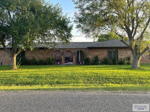 House for sale in Santa Rosa, Texas