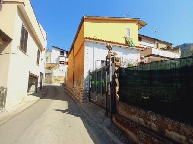 Appartamento in vendita a Santa Maria A Vico, Campania