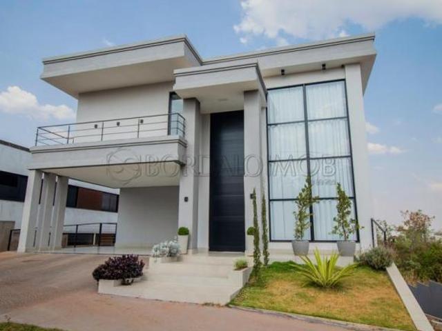 Casa venda em Região Geográfica Imediata do Distrito Federal, Região Integrada de Desenvolvimento do Distrito Federal e Entorno