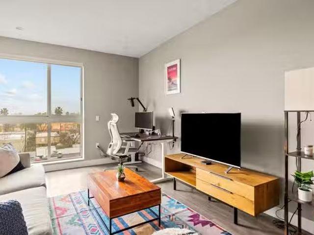 Apartment for rent in West Hollywood, California
