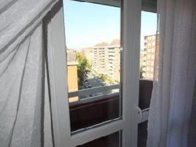 Apartamento en alquiler en Grupo El Carmelo, Santander
