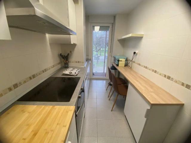 Apartamento en alquiler en San Román, Santander