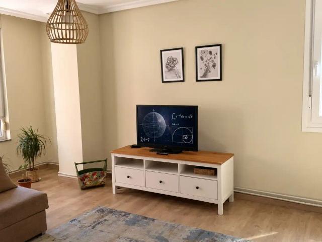 Apartamento en alquiler en Grupo El Carmelo, Santander