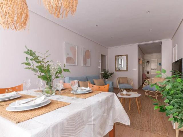 Apartamento en alquiler en Cuatro Caminos, Santander