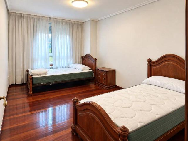 Apartamento en alquiler en Cueto, Santander