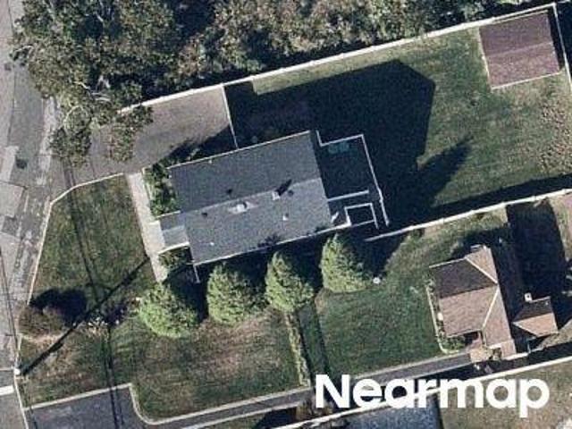 House for sale in Babylon, New York