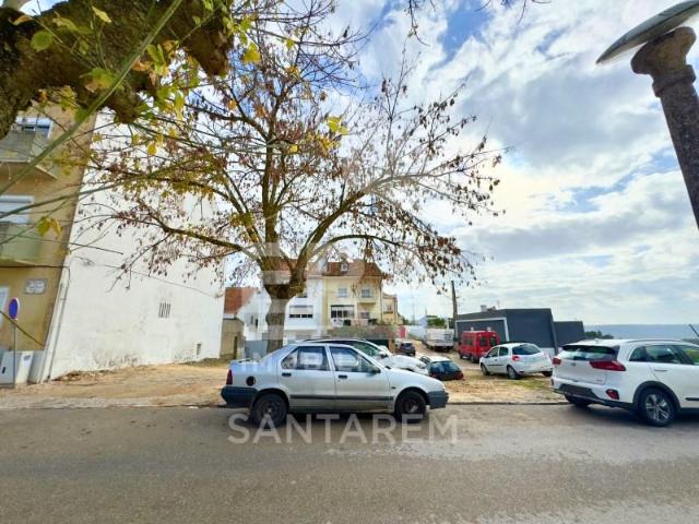 Terreno venda em Cidade de Santarém, Santarém