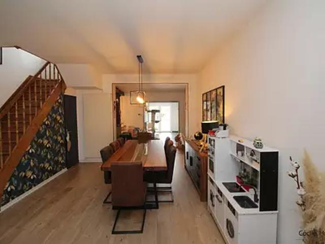 Maison vente à Lille, Santes