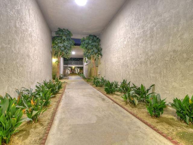 Apartment for rent in Orange, California