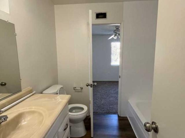 Apartment for rent in Villa Santiago, Fullerton