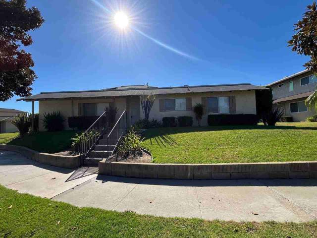 Apartment for rent in Fullerton, California