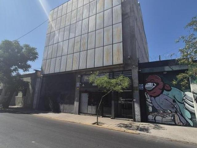 Santiago, Andes 2826, Santiago