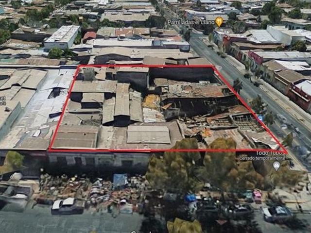 Santiago, Carmen 2055 Santiago