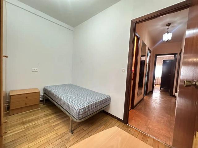 Apartamento en alquiler en A Rosaleda, Santiago de Compostela