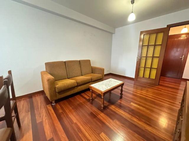Apartamento en alquiler en A Rosaleda, Santiago de Compostela