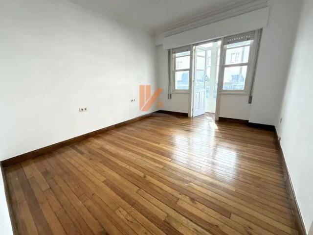 Apartamento en alquiler en A Rosaleda, Santiago de Compostela