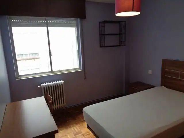 Apartamento en alquiler en A Rosaleda, Santiago de Compostela
