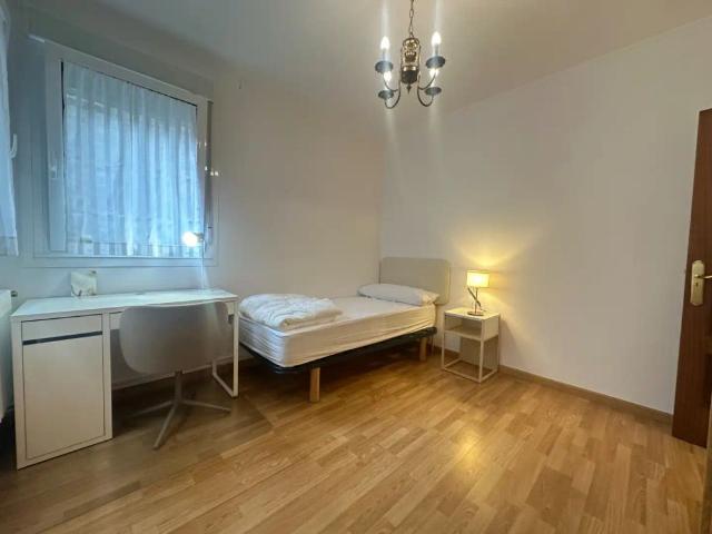 Apartamento en alquiler en A Rosaleda, Santiago de Compostela