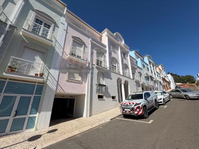 Garagem venda em Santiago do Cacém, Santa Cruz e São Bartolomeu da Serra, Santiago do Cacém