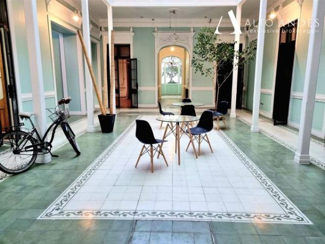 Santiago, Huérfanos 1692