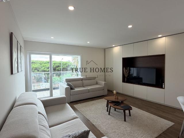 Apartamento alugar em Santo António da Caparica, Almada