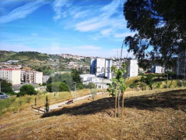 Terreno venda em Santiago Dos Velhos, Lisboa