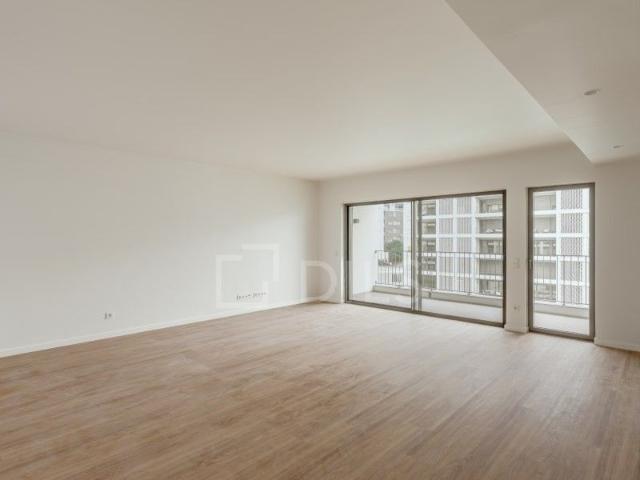Apartamento alugar em Avenidas Novas, Lisboa