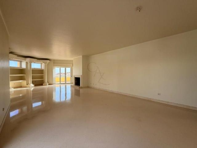 Apartamento alugar em Avenidas Novas, Lisboa
