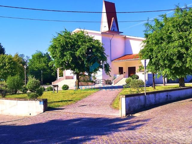 Terreno venda em Santo Tirso, Porto