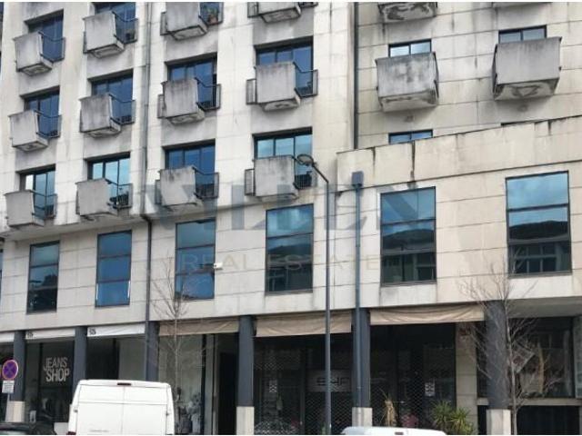 Escritório venda em Santo Tirso, Porto