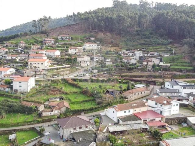 Terreno venda em Santo Tirso, Porto