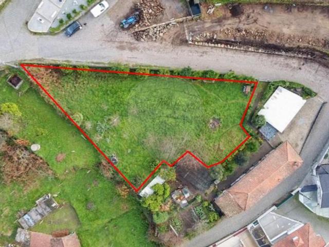 Terreno venda em Santo Tirso, Porto